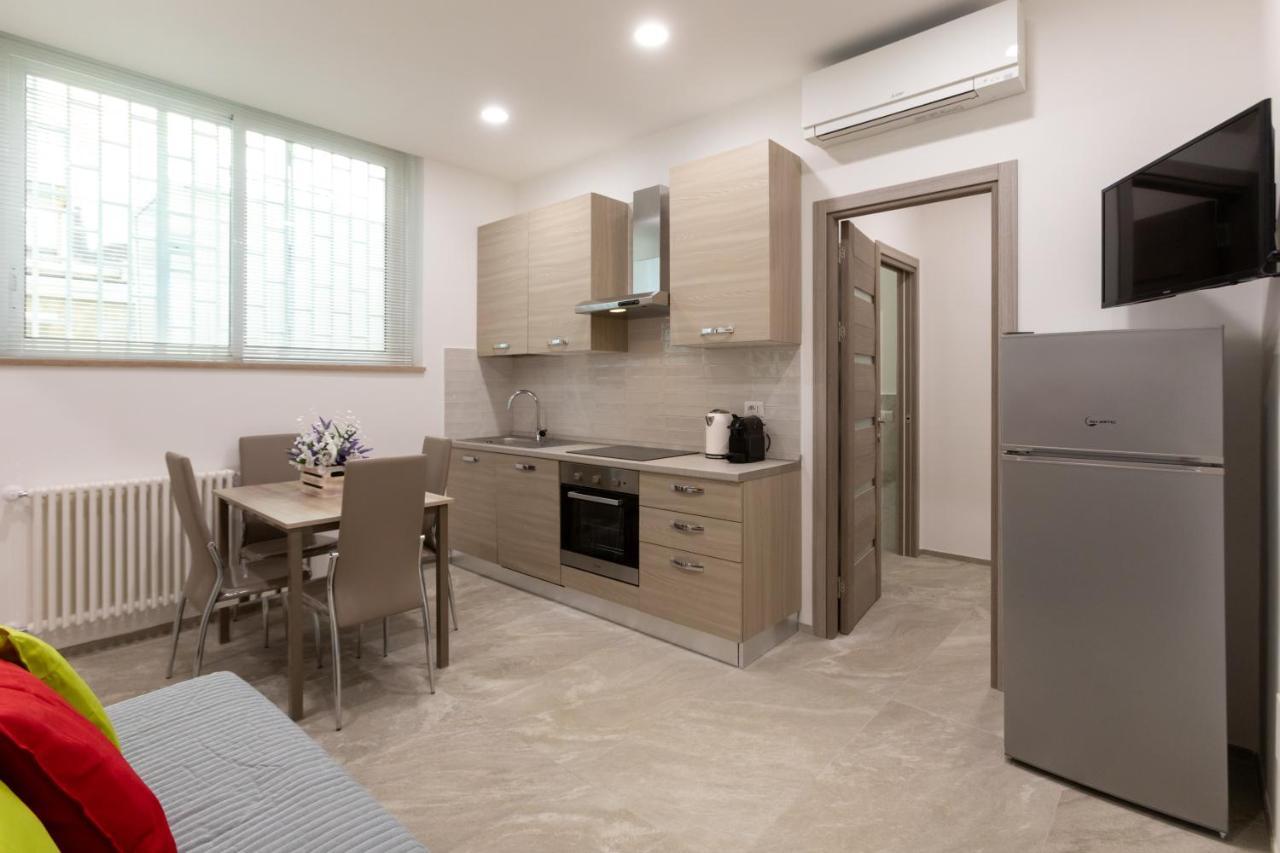 Le Case Di Anna - Holiday Home Рим Екстер'єр фото